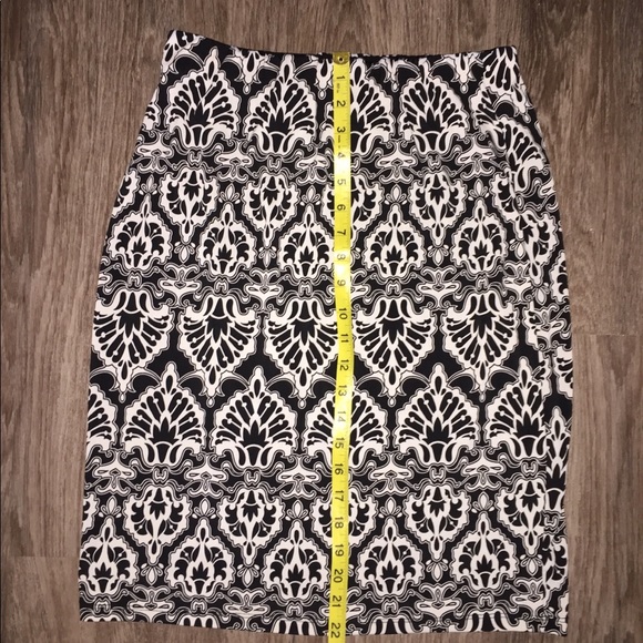 CHICO’S Skirt - Picture 4 of 11